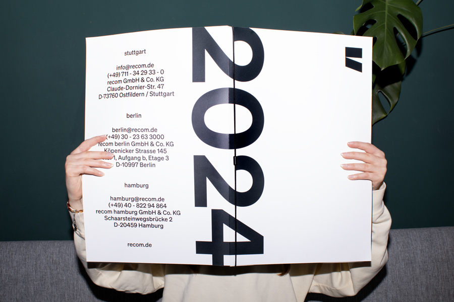 recom Portfolio Booklet